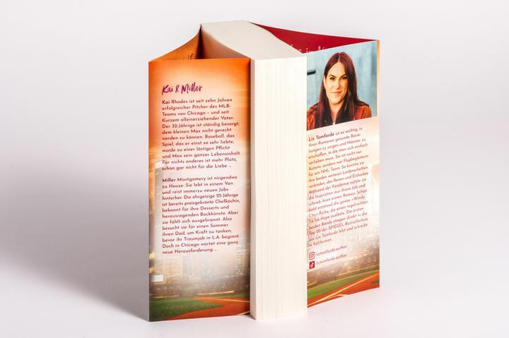 Actual product image Caught up (German, Liz Tomforde, 2024)