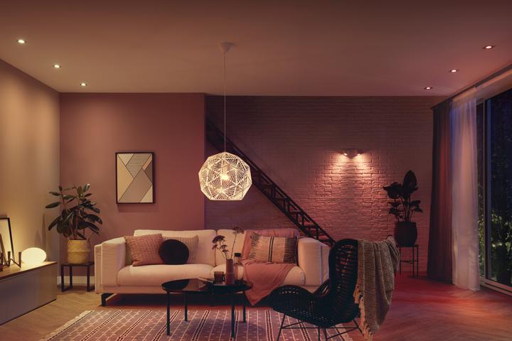 Produktbild Philips Hue White Ambiance (E27, 11 W, 1100 lm, 2 x, F)