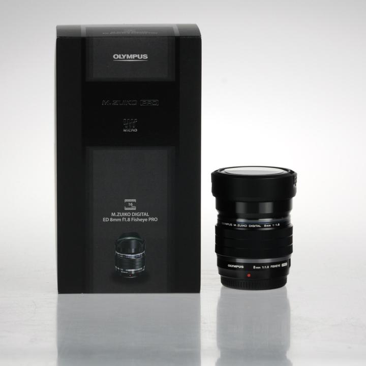 Productafbeelding Olympus OM System m.Zuiko PRO 8mm F1.8 FishEye (Micro Vier Derde, Micro Vier Derde)