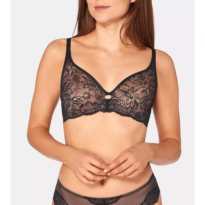 Actual product image Triumph Triangle bra "Amourette Charm W02" (95 E, Single pack)