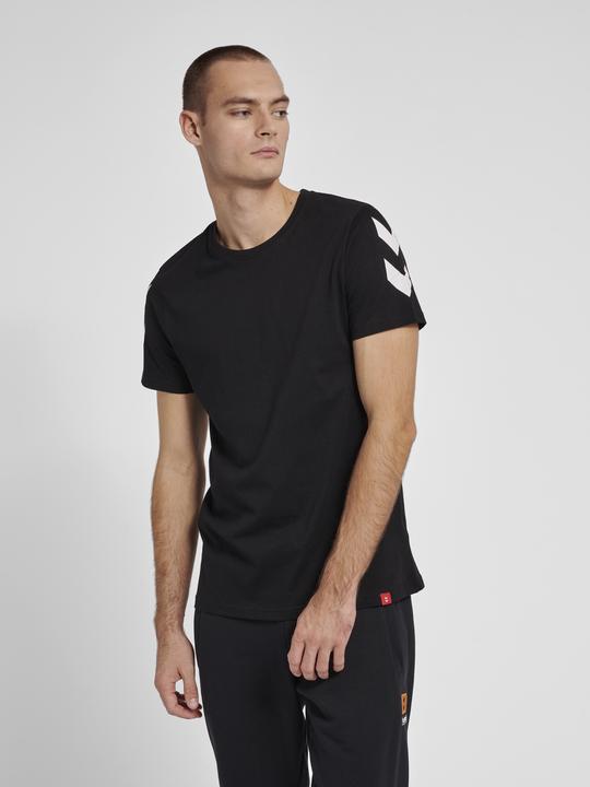 Immagine prodotto hummel Maglietta Legacy Chevron (L)