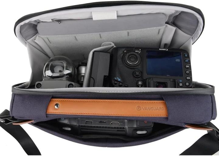 Actual product image Vanguard VEO CITY CB34 NV (Camera shoulder bag, 8 l)