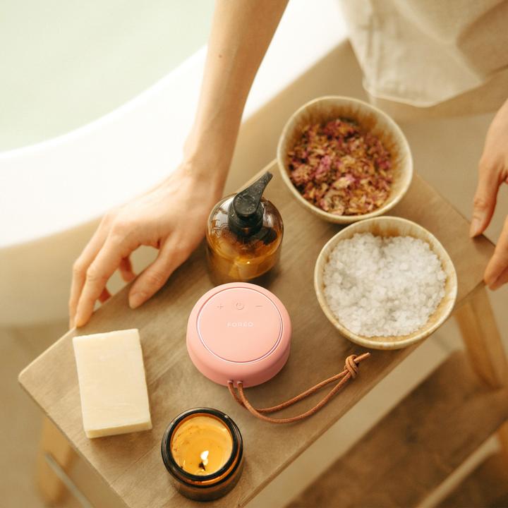 Actual product image Foreo LUNAâ"¢ 4 body body cleanser and massager for all skin types