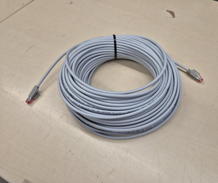 Image du produit Dätwyler Cat. 6A Patchkabel mit 2 x RJ45 Stecker (Hirose TM21), grau, 50 m (S/FTP, CAT6a, 50 m)