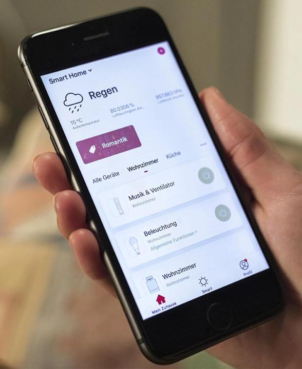 Produktbild Hama Smarte WLAN-Steckdosenleiste 4-fach, einzeln schaltbar, Überlastsch., 4xUSB (4 x, USB, 1.70 m)