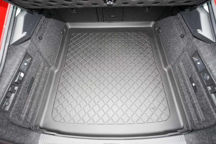 Actual product image Aristar Boot pan for Skoda Superb Sedan Plug-in Hybrid from 2020 until today