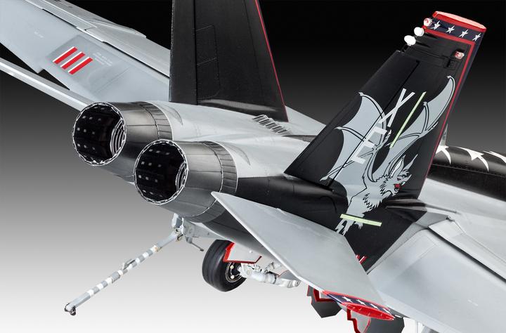 Actual product image Revell F/A-18E Super Hornet