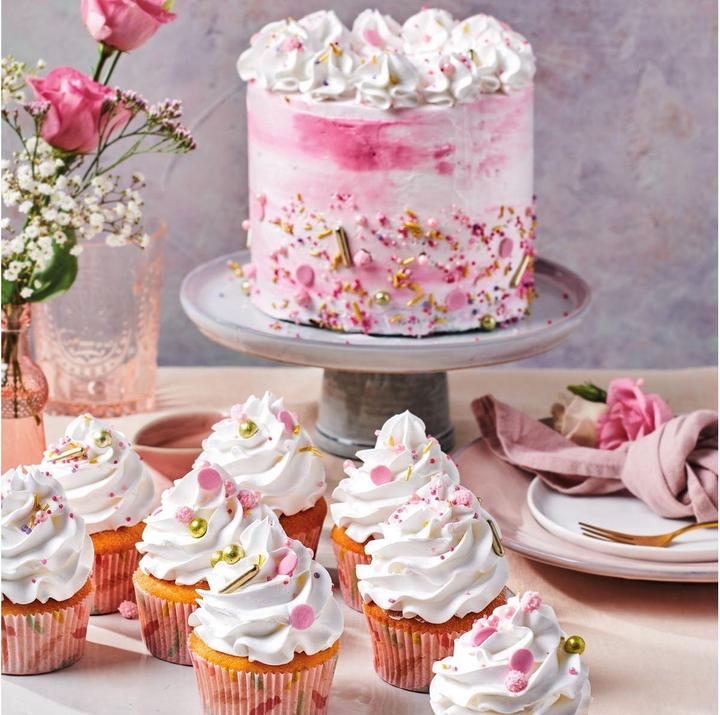 Actual product image FunCakes Mixture for Enchanted Cream (450g) (450 g)