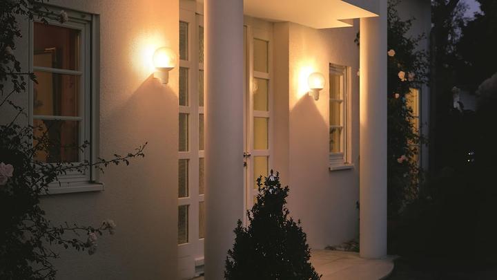 Image du produit Steinel Lampe à détecteur L 400 S (12 m)