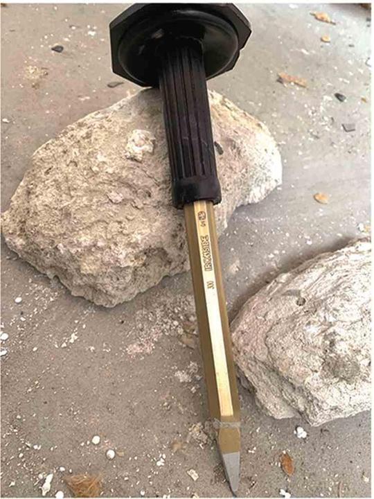 Produktbild Ironside Spitzmeissel 300x18 mit Handschutz