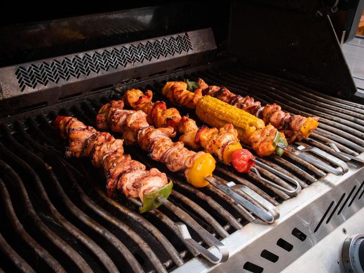 Produktbild Grillfürst Edelstahl Spiesse 45 cm - 6er Set - kompatibel mit Schaschlikset für Drehspiess