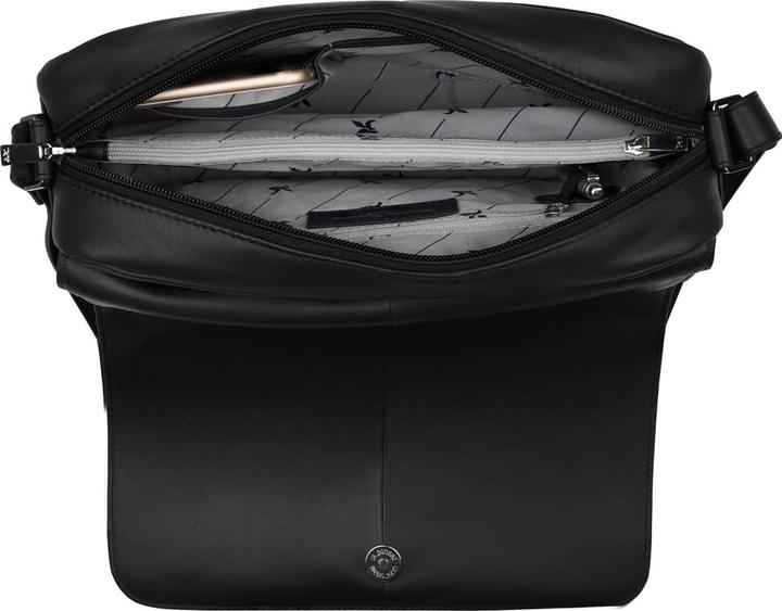 Actual product image Riccardo Ferducci Flap bag, Bellini, torso