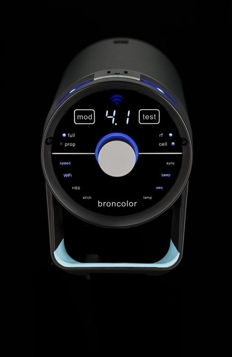 Actual product image Broncolor Siros 800 S Expert Kit 2 WiFi / RFS 2 (800 W, Set)