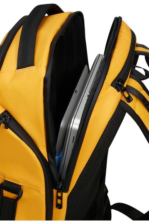 Actual product image Samsonite Rugzak - Active Road Laptop Backpack 29,5 x 48 x 17,5 cm - 20 l - Yellow (20 l)