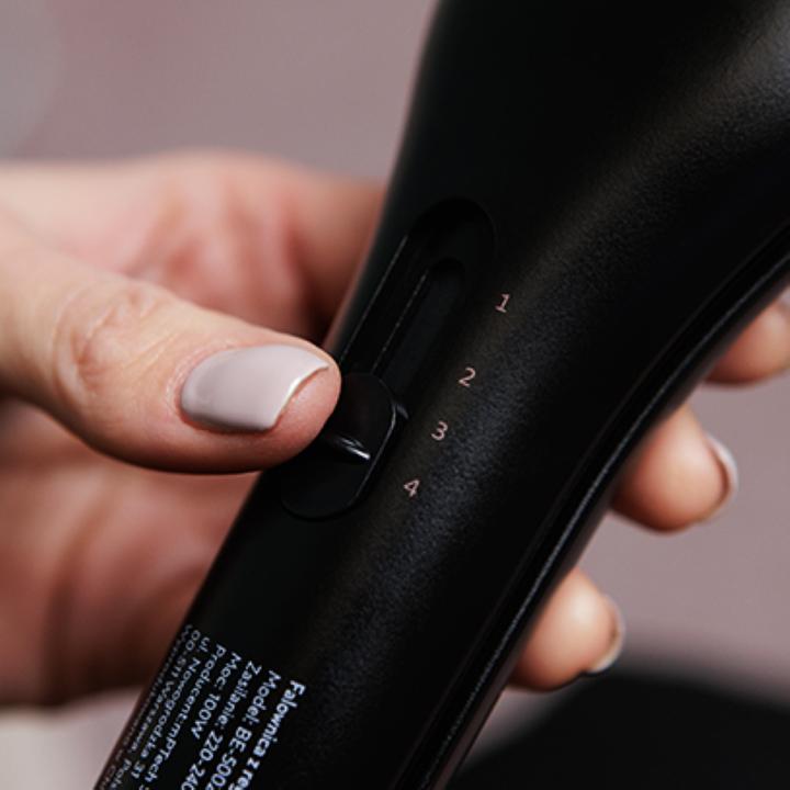 Actual product image Huslog Hair waver with twist control BE-500234