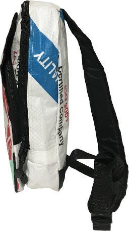 Produktbild Bekos Upcycling - Sling Rucksack medium aus recycelten Zementsäcke Elephant