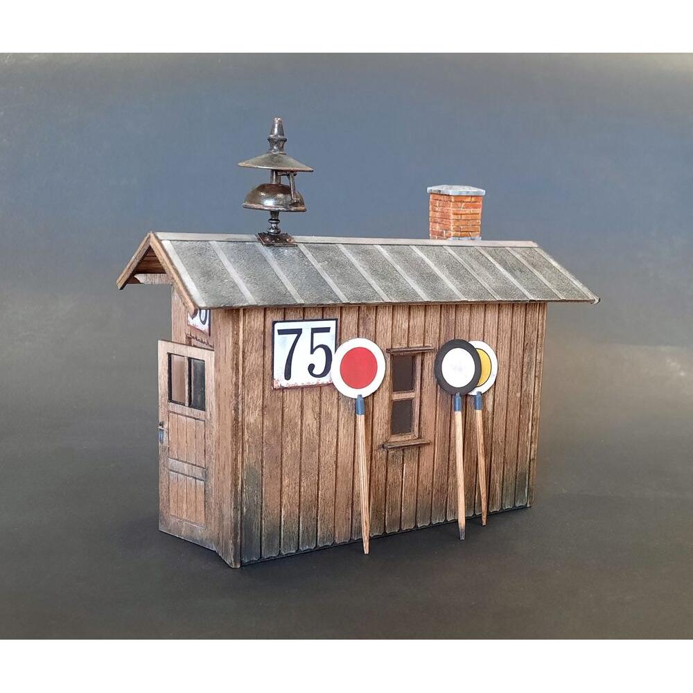 Plus Model Railway guard house