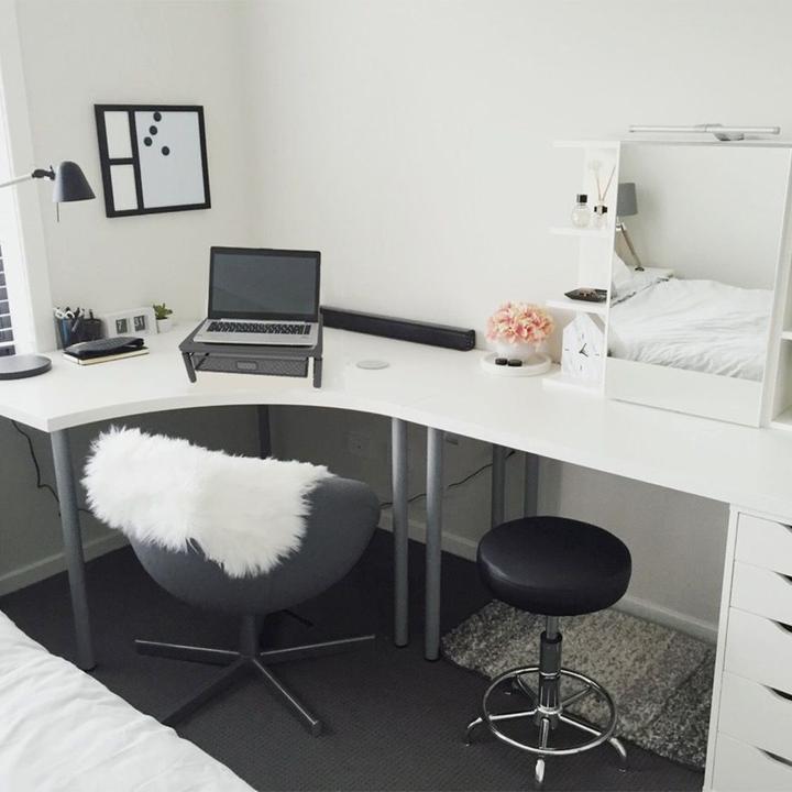 Actual product image Maclean Monitor/laptop stand with drawer 13-32 MC-947