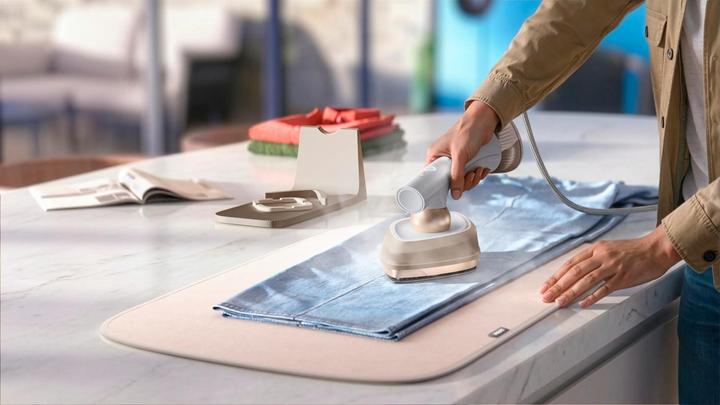 Image du produit Philips OneTurn (1800 W, 90 g/min)
