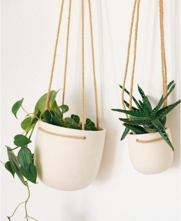 Actual product image Esmée Hanging pot (15 cm)