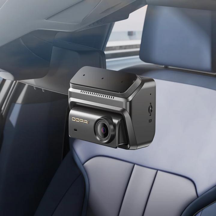 Actual product image DDpai Dash + Rear Camera Z90 Dual, 4K, 64Gb, Wi-Fi, GPS, 3inch LCD, Black (Built-in display, Built-in microphone, GPS receiver, 4K)