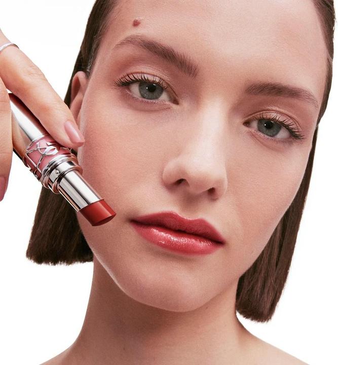 Actual product image Yves Saint Laurent Loveshine Rouge Volupte Shine Lipstick 80 (80 Glowing lava)