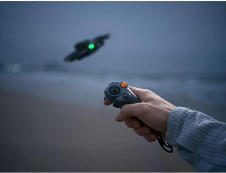 Produktbild DJI RC Motion 3 (Drohnen Fernsteuerung, DJI Avata 2, DJI Mini 4 Pro, DJI Goggles 3)