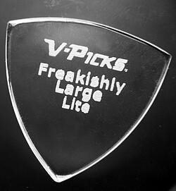 V-Picks V-Pick Freakishly Lrg Pointed Lite Pick (2.75 mm)