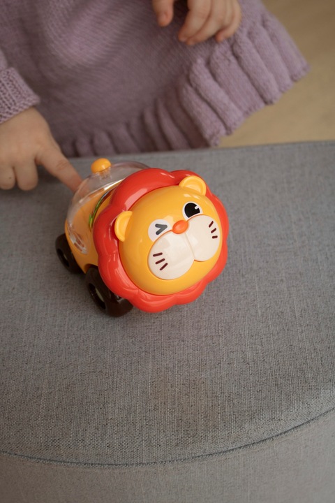 Produktbild Scandinavian Baby Products Babyspielzeugauto - Konfetti-Löwe