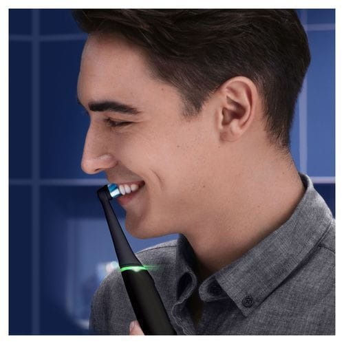 Produktbild Oral-B iO 6 Erwachsener (Oszillierende Zahnbürste)