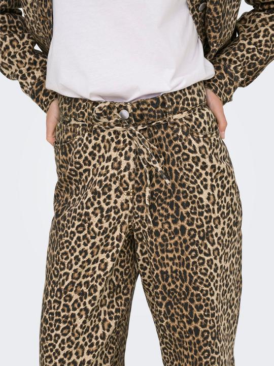 Actual product image Only ONLNAOMI Normal geschnitten Hose Hose (32)