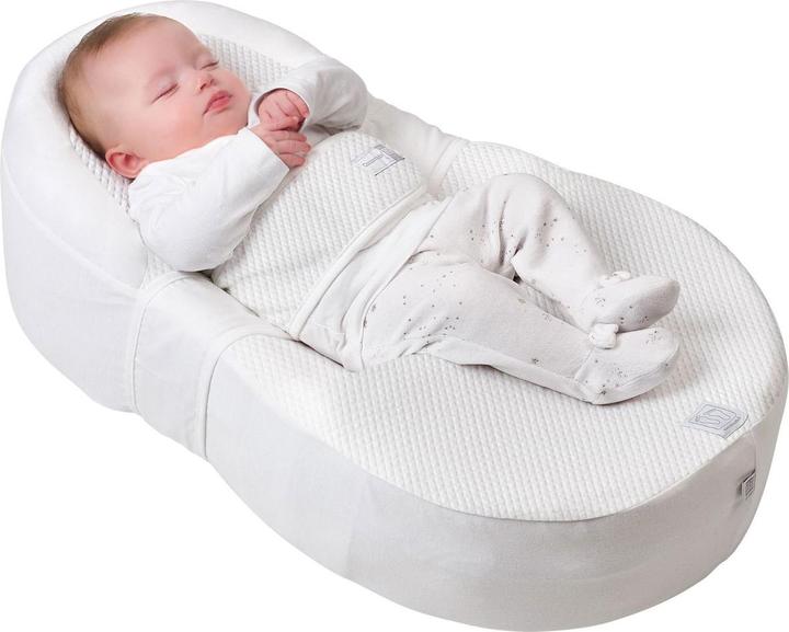 Actual product image Red Castle Cocoonababy Gultukas, Moon And Stars