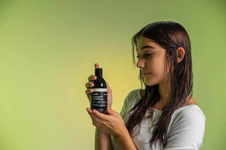 Produktbild Sendo FRIZZ CONTROL taming shampoo 250 ml (250 ml)