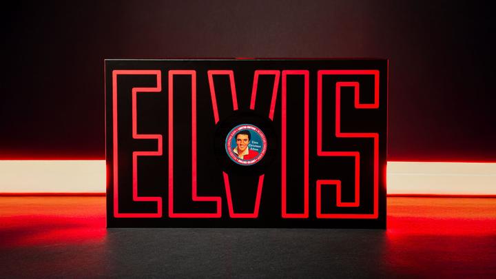 Actual product image we are rewind Elvis: Portable Bluetooth cassette player