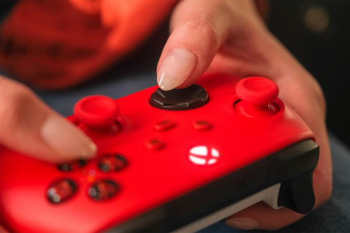Produktbild Microsoft Xbox Wireless Controller Pulse Red (Android, iOS, PC, Xbox One S, Xbox One X, Xbox Series S, Xbox Series X)