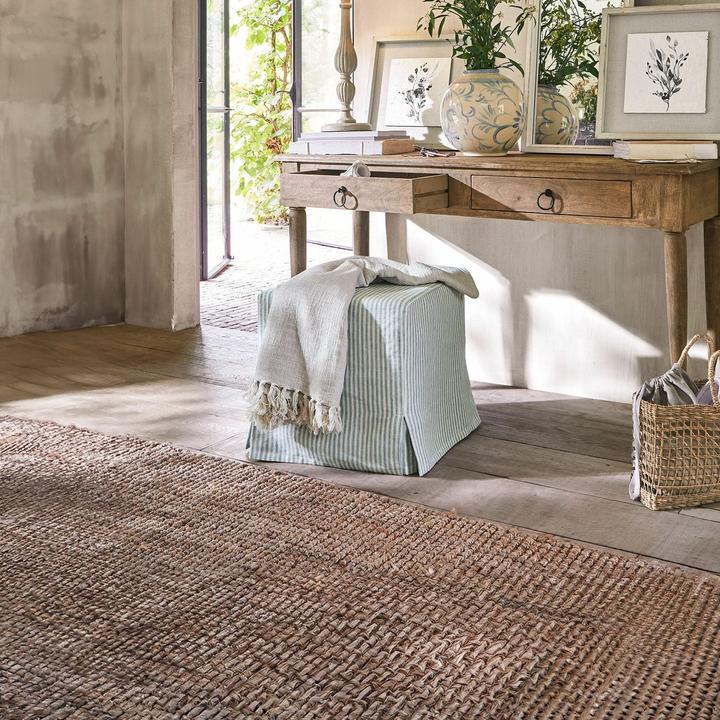 Actual product image Loberon Hocker Ulysette weiss/blau