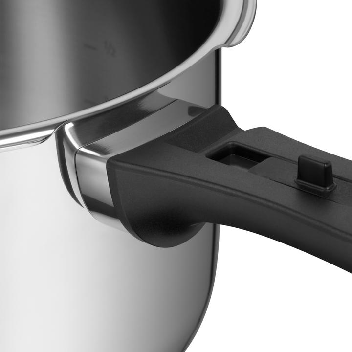 Actual product image WMF Pressure cooker (22 cm, Steam cooker, Stainless steel)