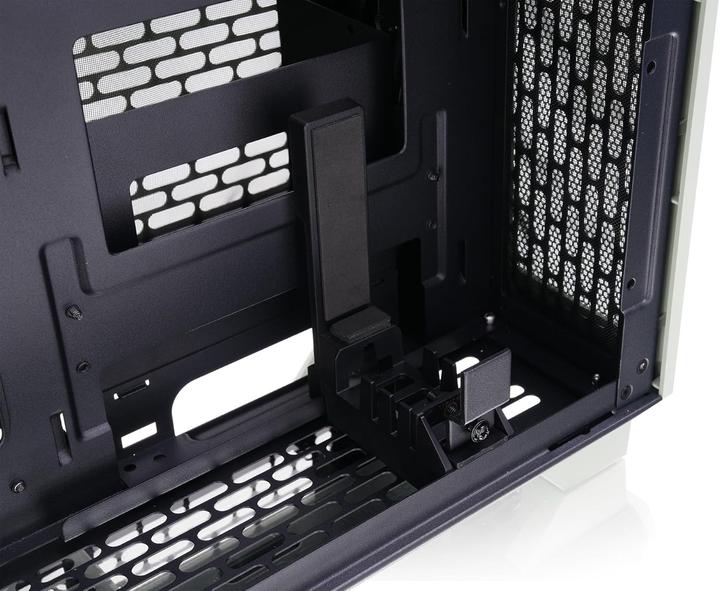 Produktbild Thermaltake TR100 (Mini-ITX)