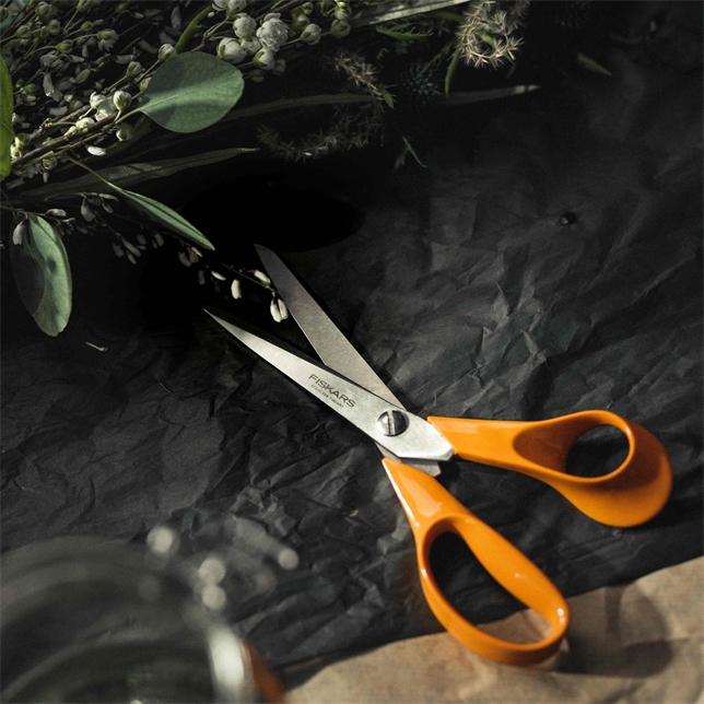Produktbild Fiskars Universalschere Bypass Classic