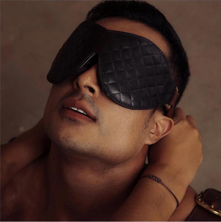 Produktbild Liebe Seele Augenbinde aus Leder