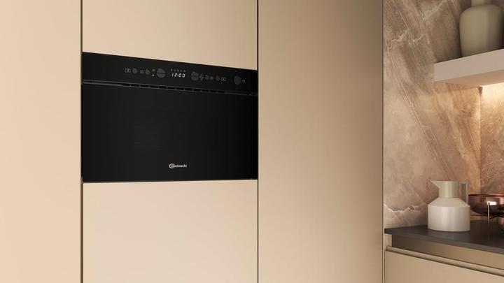 Produktbild Bauknecht Grill-Mikrowelle mit Crisp-Funktion, Rapid-Start und 3D-System