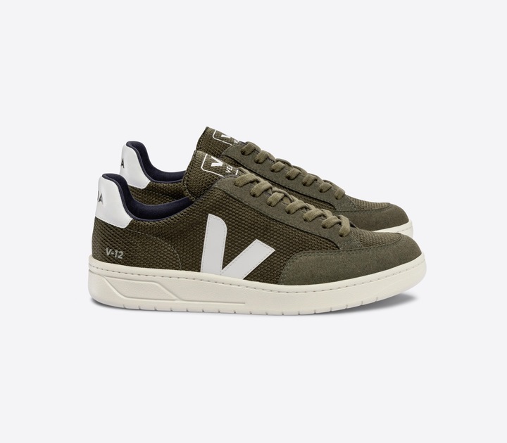 Actual product image Veja V-12 (39)