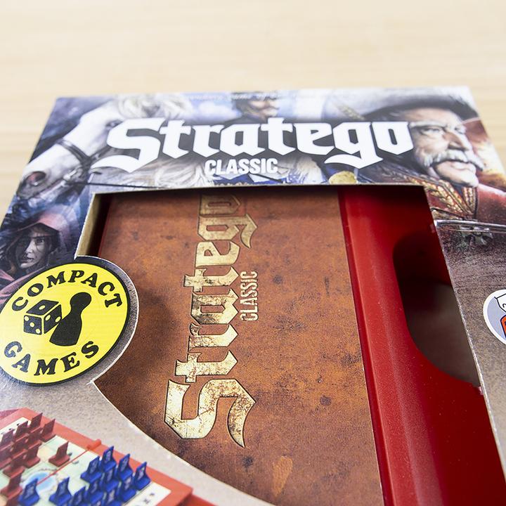 Actual product image Jumbo Stratego Travel (German, French, Italian)
