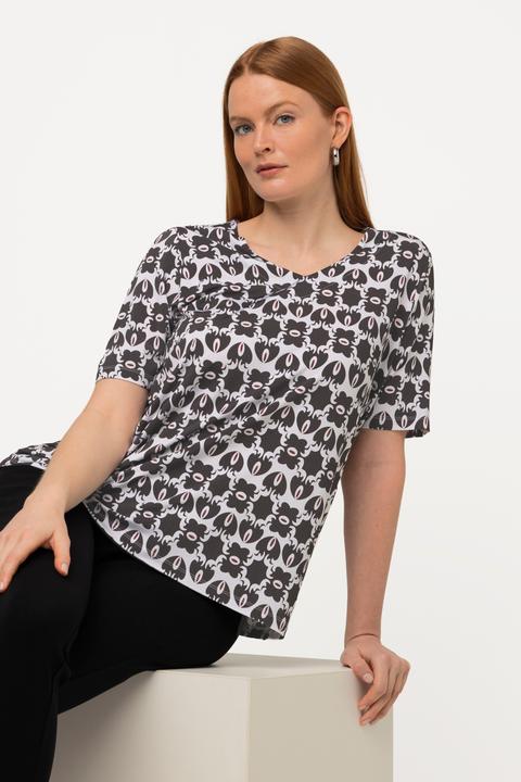 Immagine prodotto Ulla Popken Maglia classica di tessuto fluente con decorazioni, scollo a V e mezze maniche (46, 48)