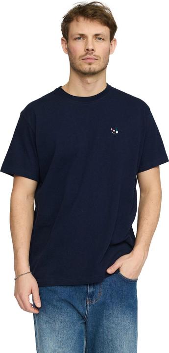 Blend, Navy