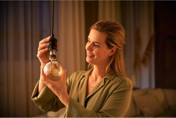 Produktbild Philips Hue Philips Globe G93 Filament (E27, 550 lm, 1 x)