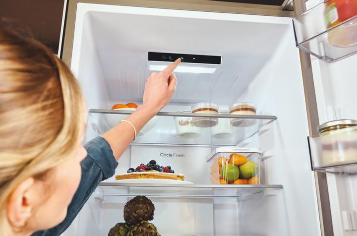 Produktbild Candy CNCQ2T618EW (355 l)