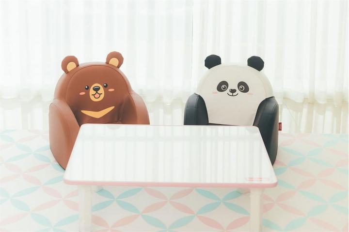 Actual product image Dwinguler Panda Bear (Child armchair)
