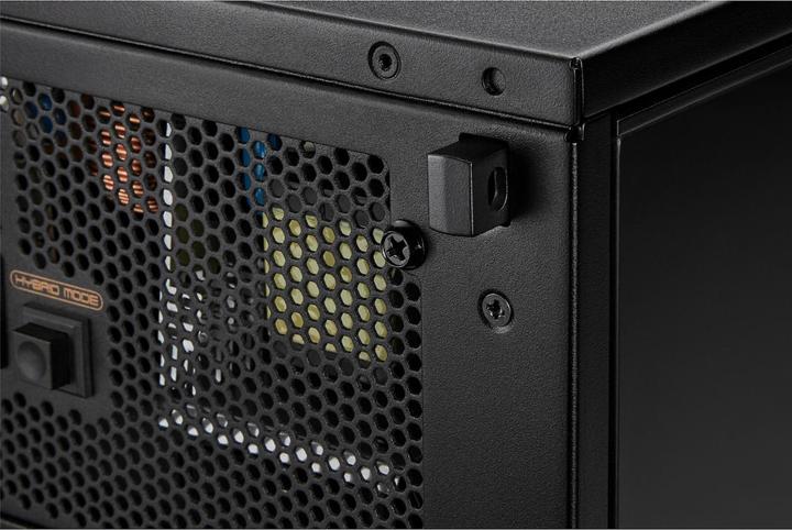 Actual product image Erazer Engineer X30 (2000 GB, 32 GB, Intel Core i7-14700F, GeForce RTX 4070 Super)