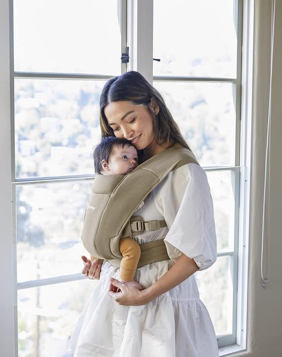 Actual product image Ergobaby Embrace